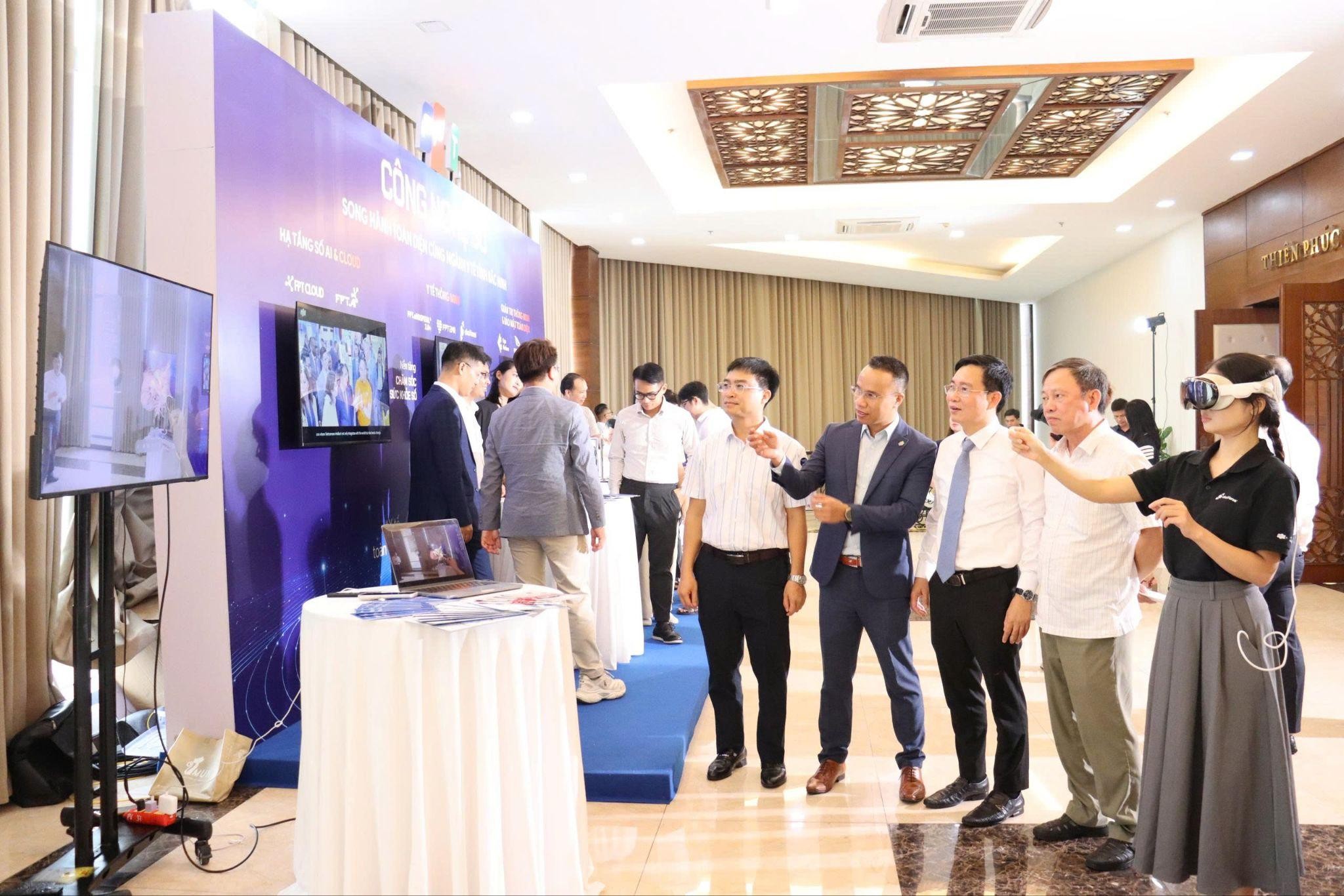 Không Gian Triển Lãm Tại Hội Thảo“kiến Tạo Hệ Sinh Thái Y Tế Thông Minh Trên Nền Tảng Ai, Hạ Tầng Số Và An Ninh Dữ Liệu” Do Sở Y Tế Bắc Ninh Phối Hợp Cùng Tập đoàn F-Solution Tổ Chức. Ảnh Thanh Hương Báo Bắc Ninh 1790046836